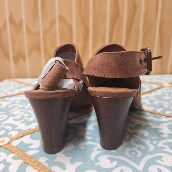 NEW Quipid brown suede "feel" pointed toe, buckle strap sandle heeled boots 6.5 - Picture 10 of 16